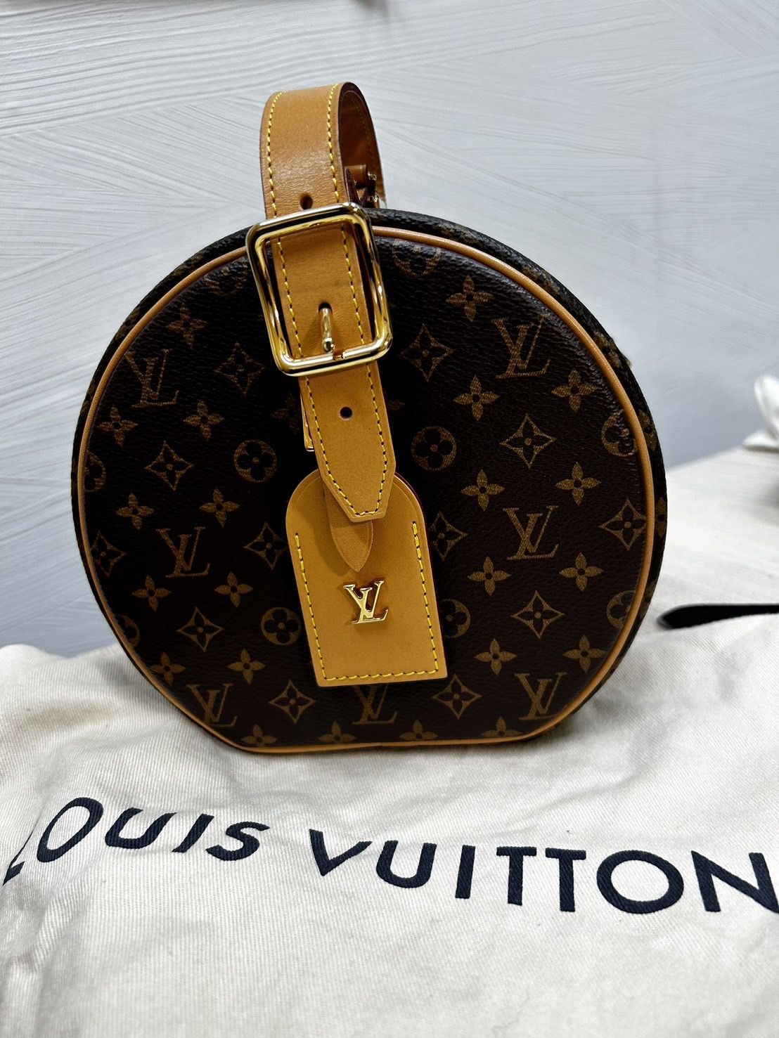 ルイヴィトン【LOUIS VUITTON】 M43514 プティット ボワット シャポー 