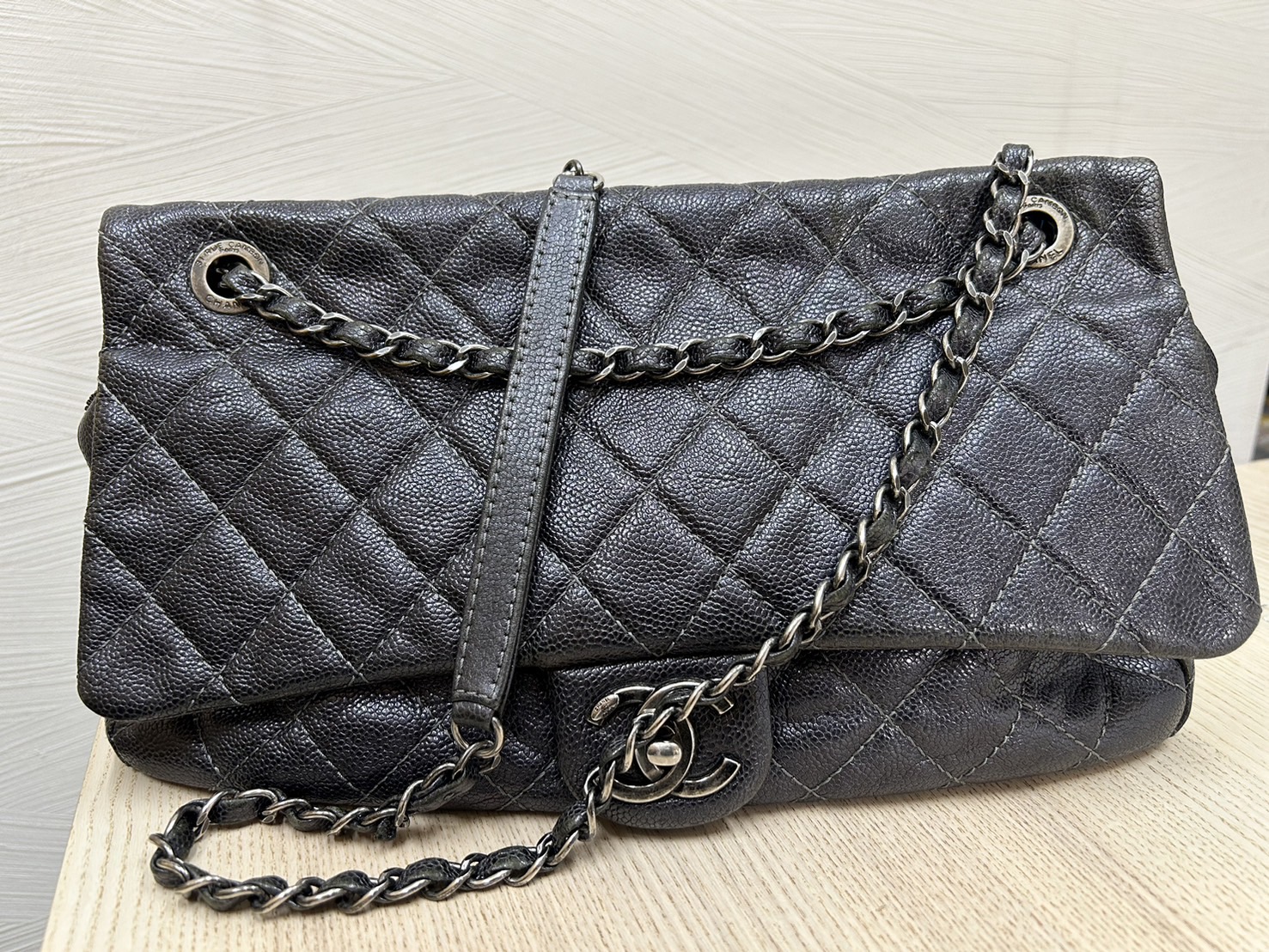CHANEL】 シャネル マトラッセ35 チェーンショルダー キャビアスキン 