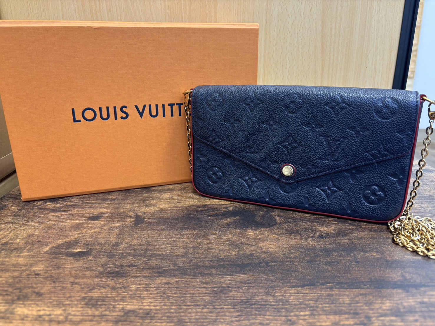 Louis Vuitton（ルイヴィトン）のモノグラムアンプラント ポシェット  