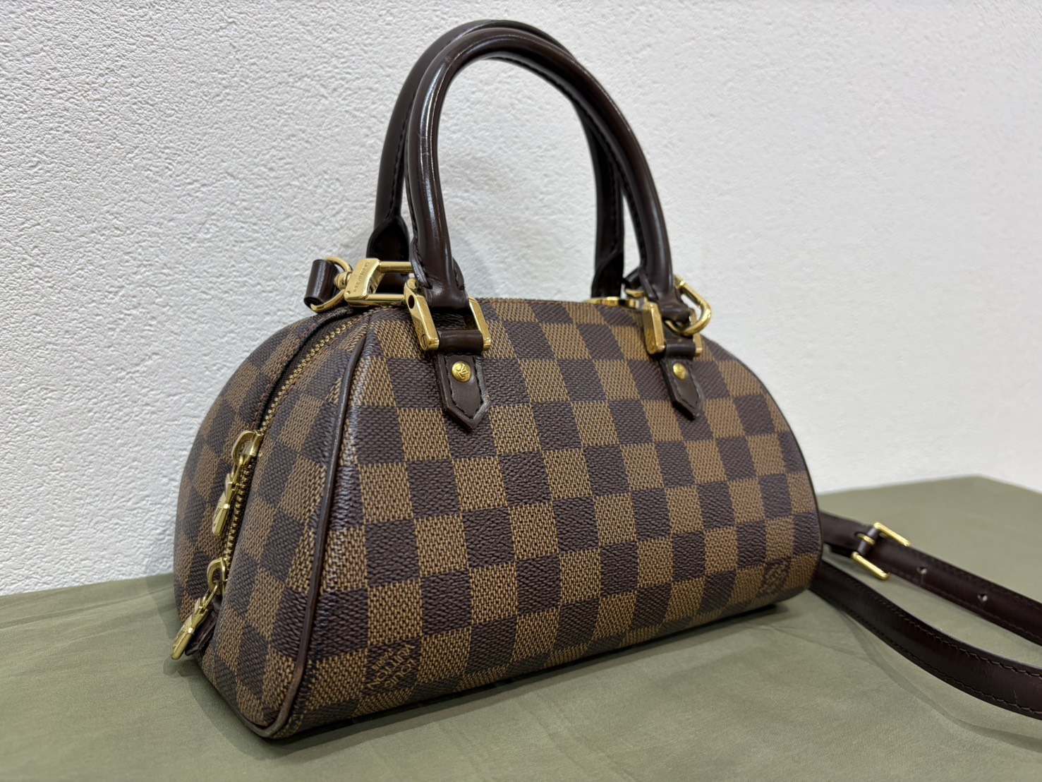 LOUIS VUITTON ダミエ・エベヌ柄 リベラ ミニ を買取｜買取専門店こやし屋