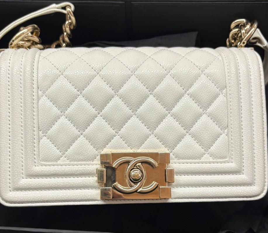 なんば　シャネル　ボーイシャネル　バッグ買取