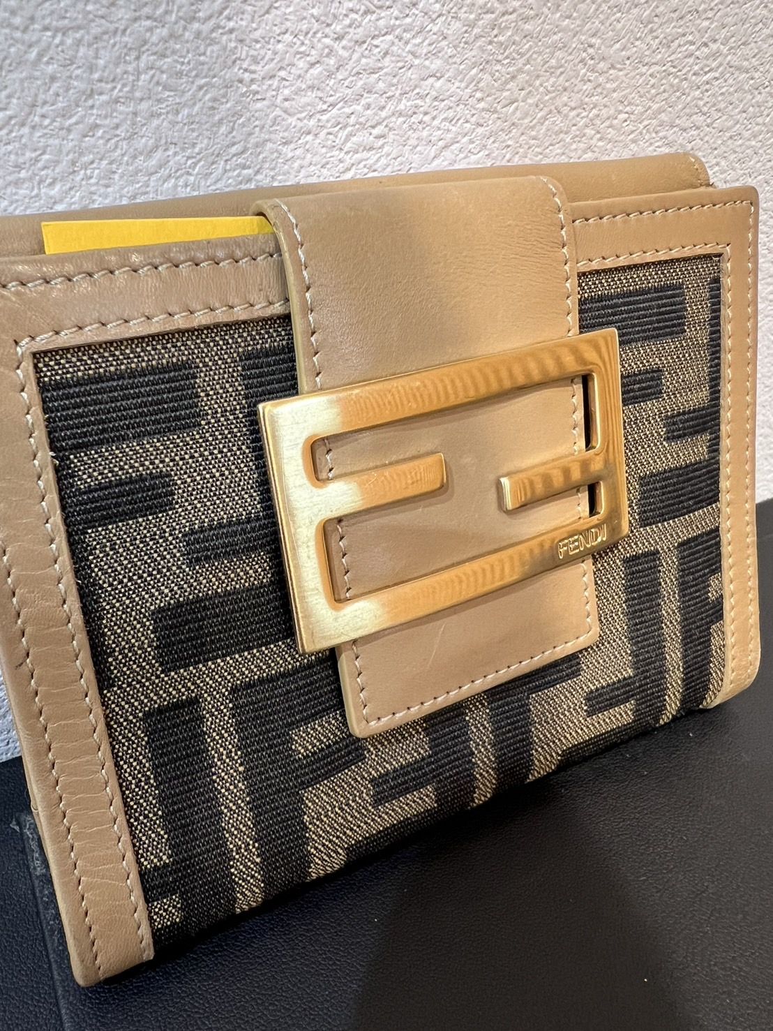 荻窪　フェンディ　買取　FENDI　ズッカ　折財布