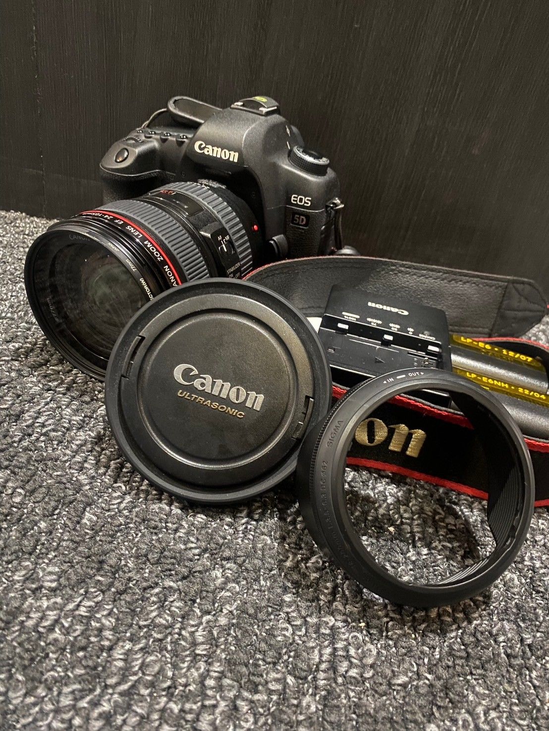 CANON　カメラ　買取り