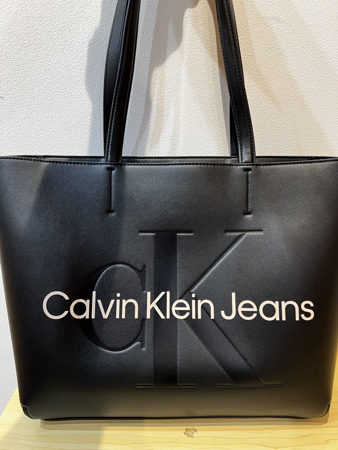 荻窪　Calvin Klein　ロゴトートバッグ