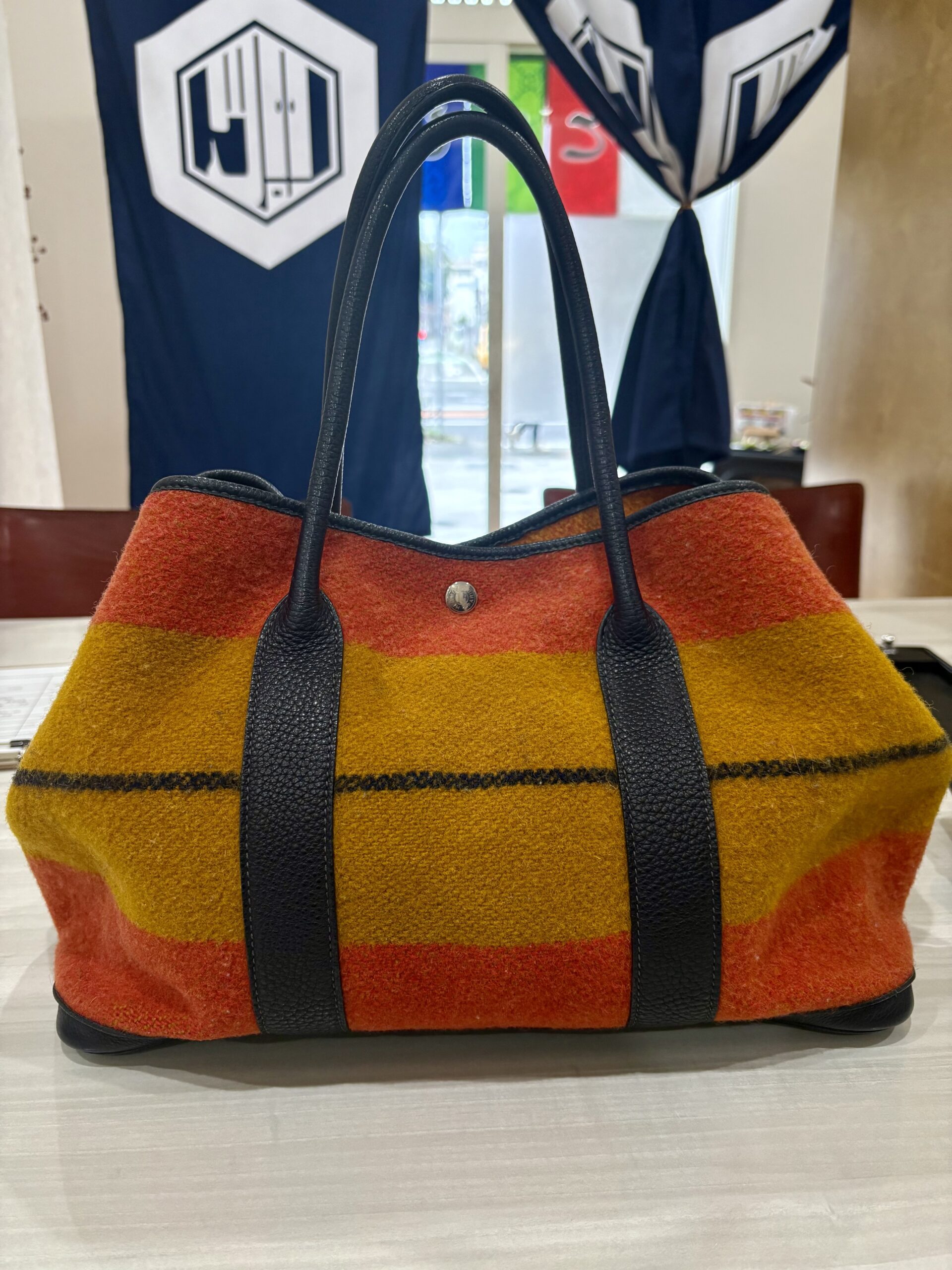 エルメス ガーデンパーティーPM ロカバールをお買い取りさせていただき 