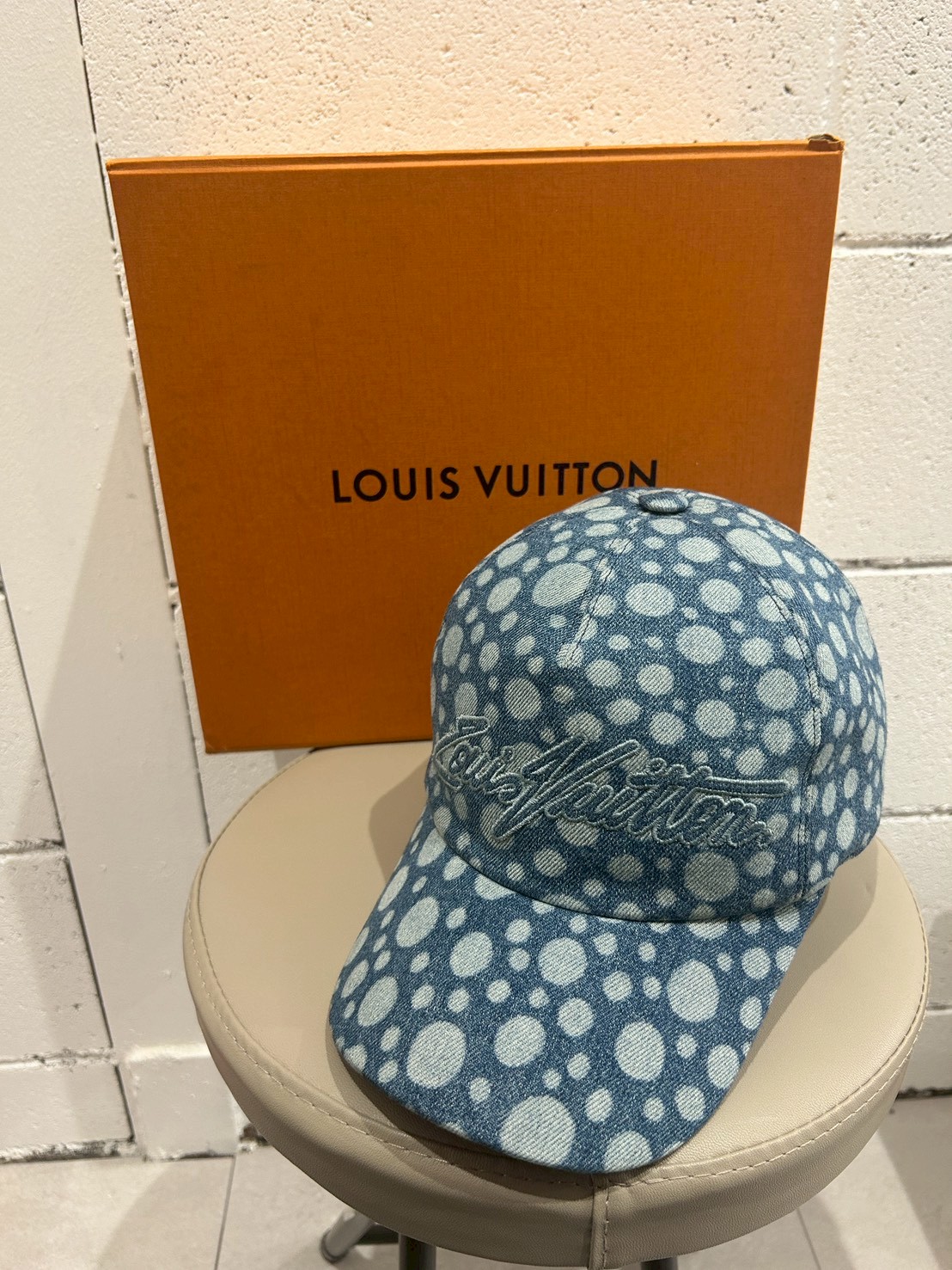 Louis Vuitton(ルイ・ヴィトン) ×YK(草間彌生) インフィニティ ドット 