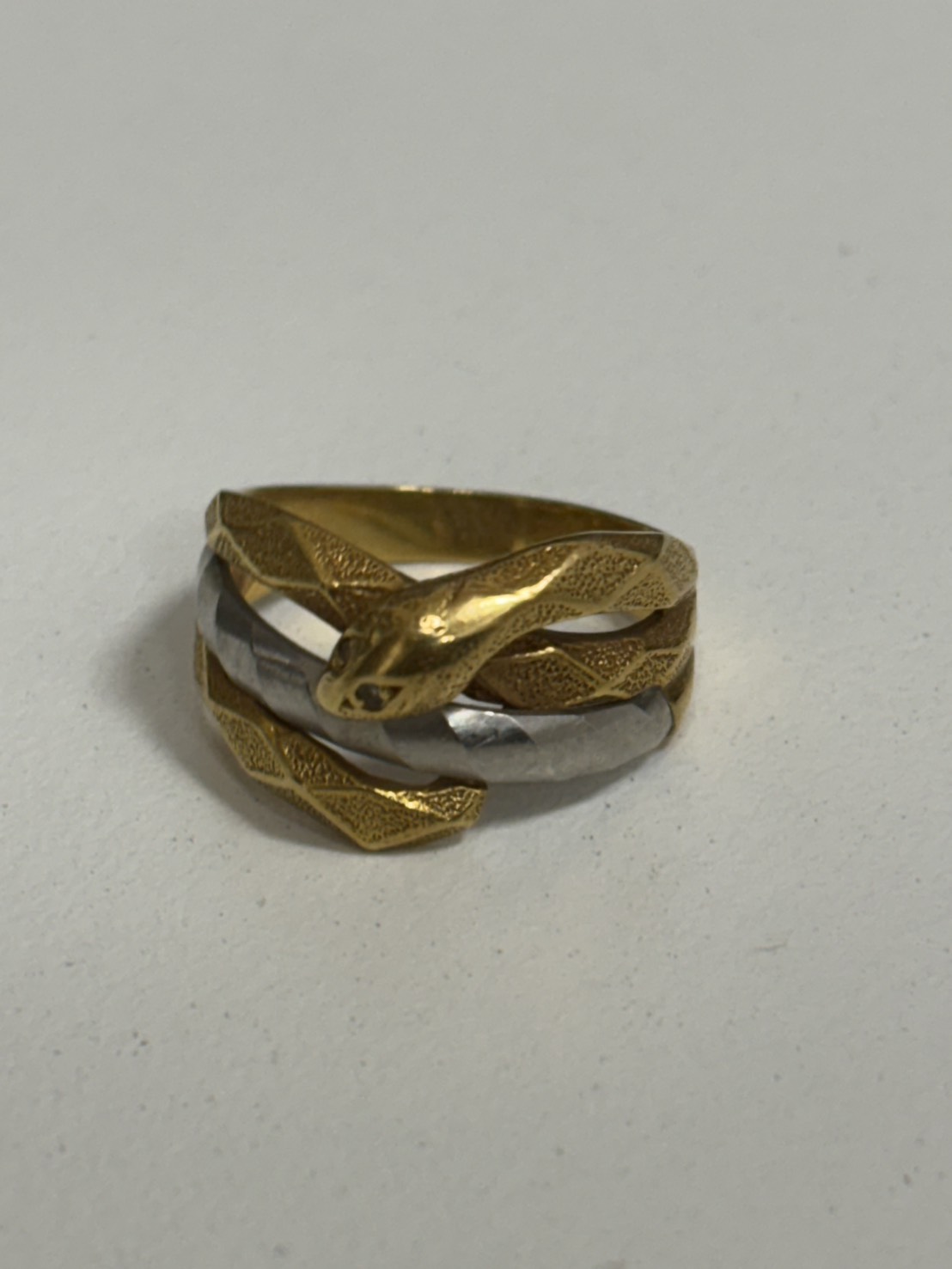 コンビのリング買取いたしました!