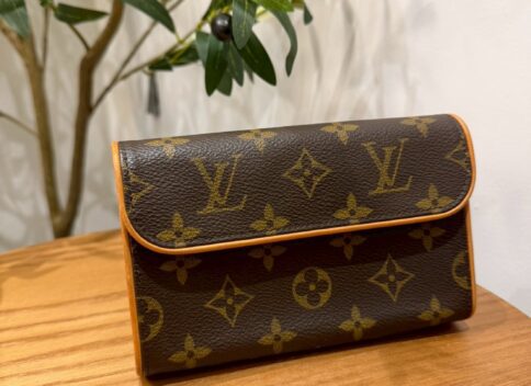 神戸三宮　ルイヴィトン　モノグラム　ポーチ　高価買取