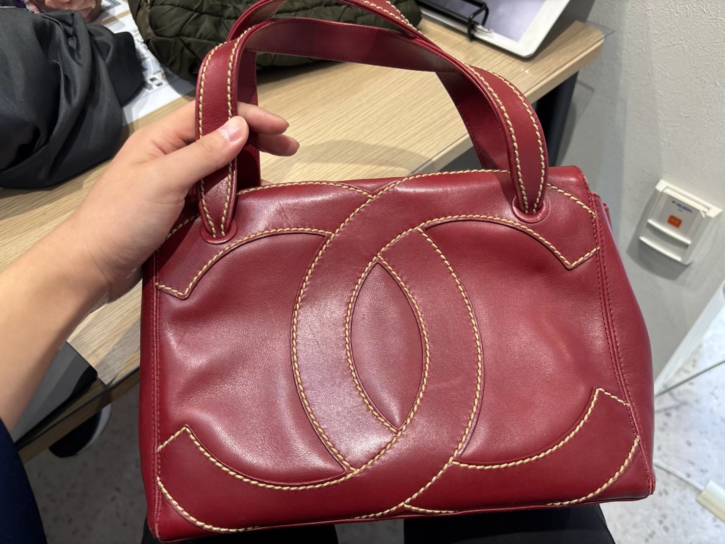 大塚　シャネル　ハンドバッグ　高価買取