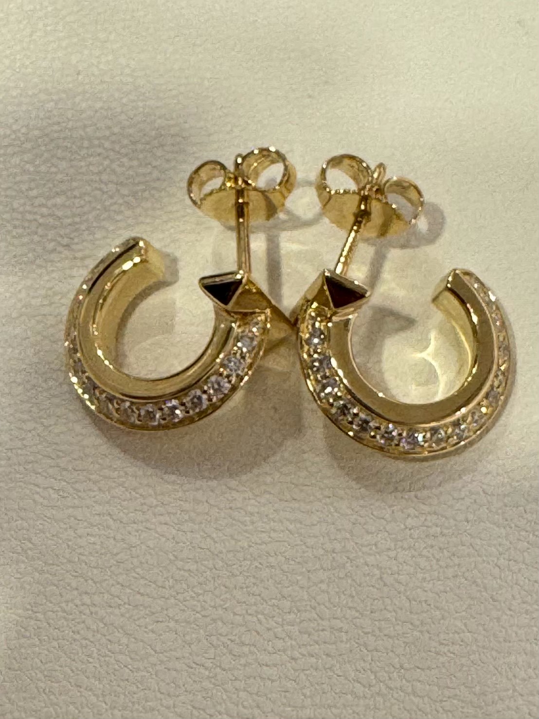 新宿　ティファニー　ピアス　買取