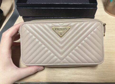 大塚 プラダ 財布 買取