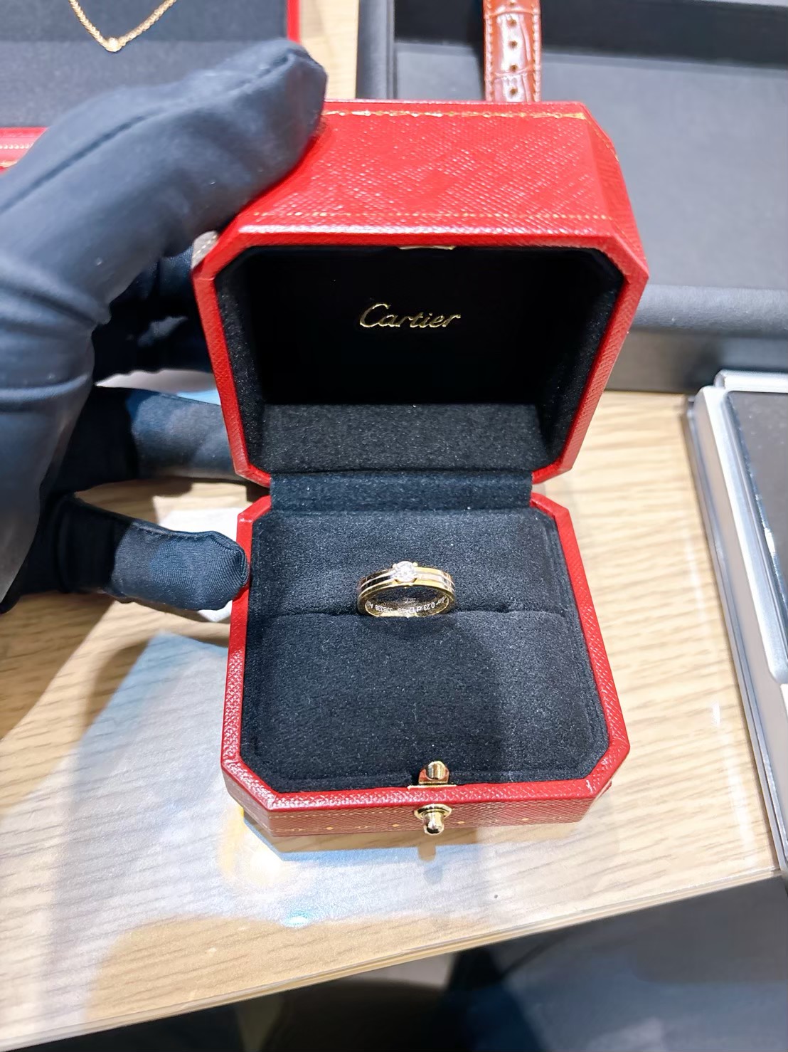 大塚　カルティエ　リング　買取