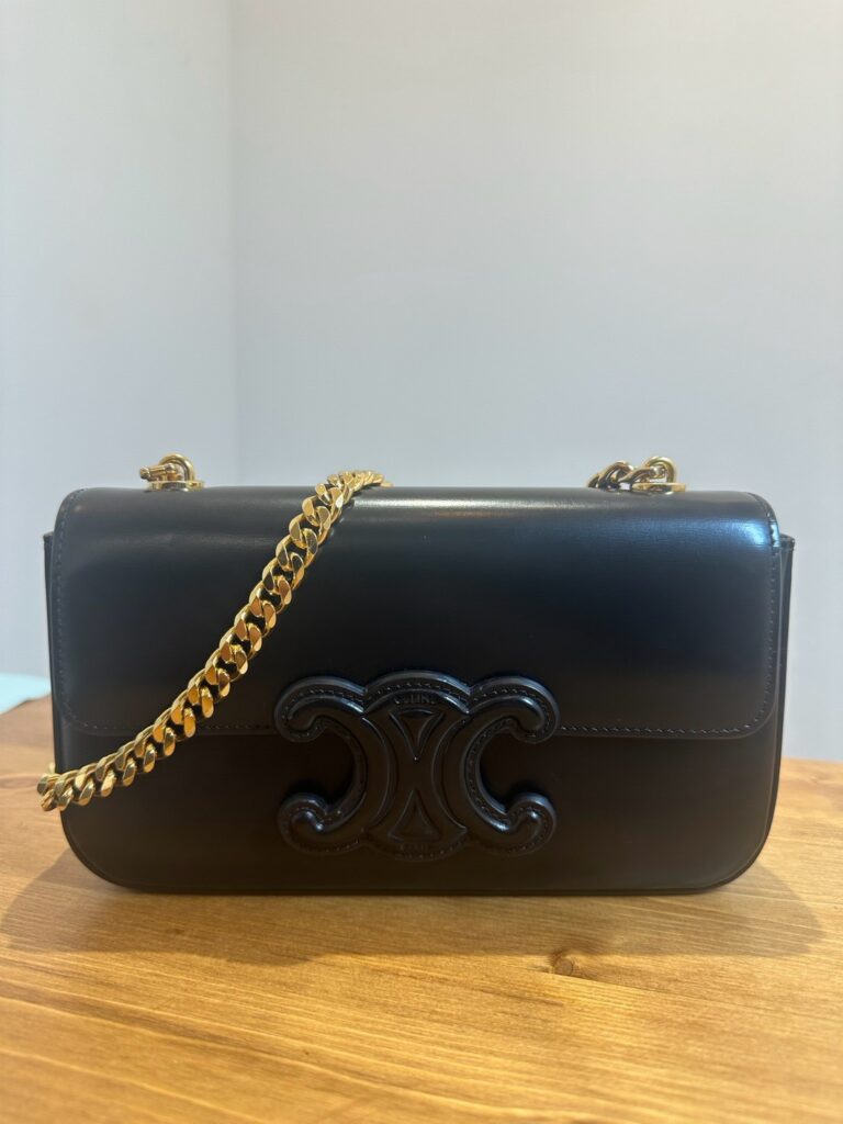 セリーヌ CELINE】セリーヌ トリオンフのチェーンショルダーバッグを
